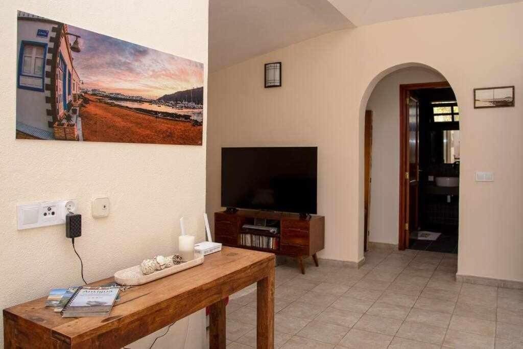 Aurora Mari Villa Your Dream Steps From The Ocean Shore Калета-де-Фусте Экстерьер фото